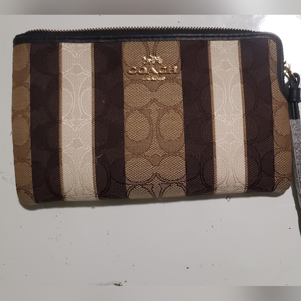 Coach C4566 Large Corner Zip Wristlet In Signature Jacquard With Stripes Style